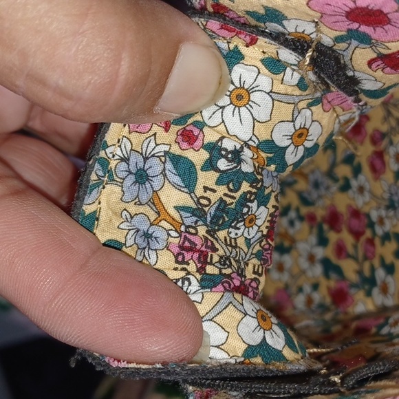 Gypsy Jazz Slip On Sneakers in Cream Tweet & Black Like New, Sz 8 - Picture 6 of 8